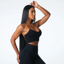 Black Cascade Seamless Bra -NVGTN Store DSC07133