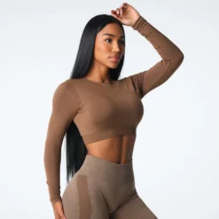 Mocha Journey Long Sleeve Seamless Bra Top -NVGTN Store DSC07172