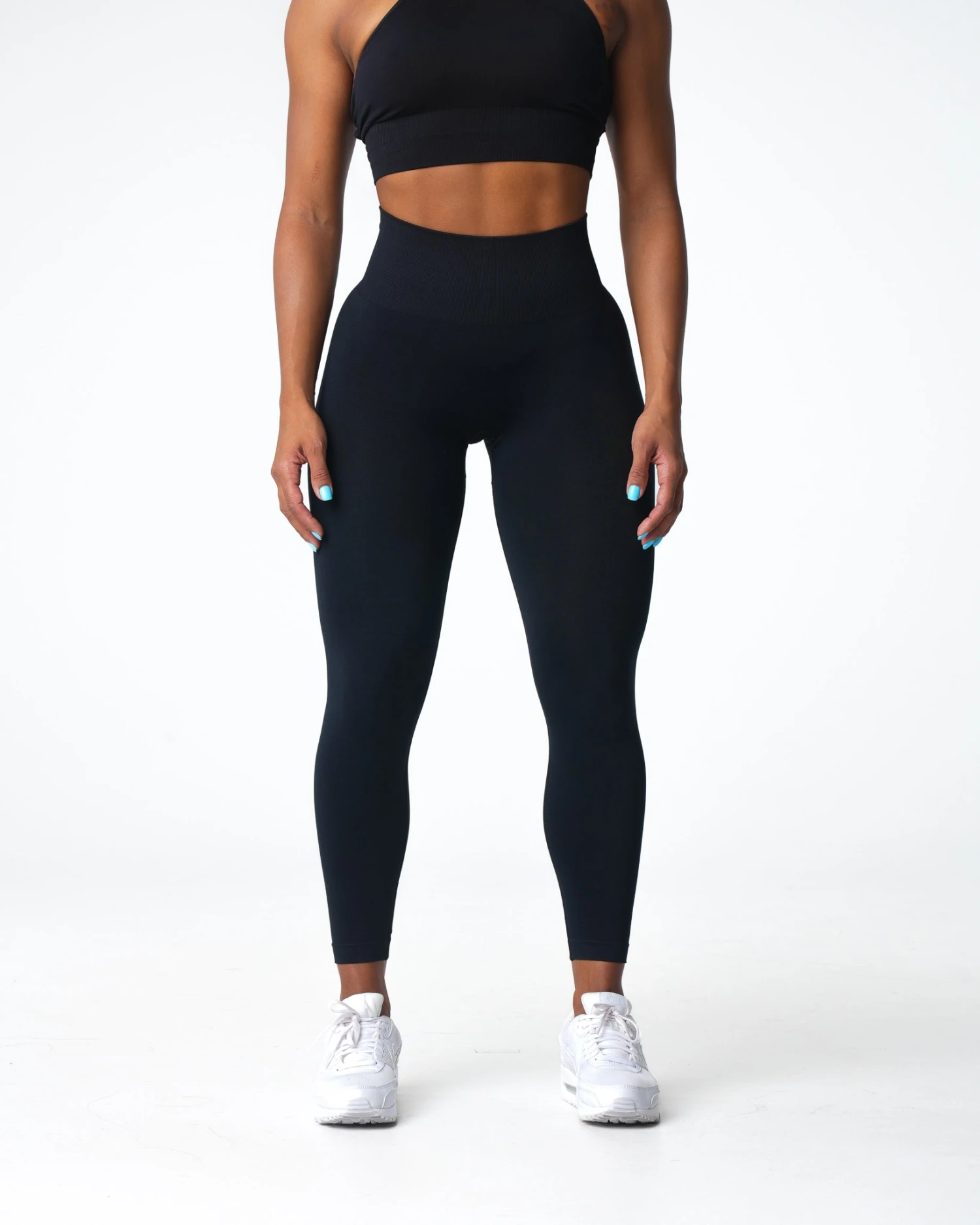 Black Shape Seamless Leggings 5 Black Shape Seamless Leggings - Image 3