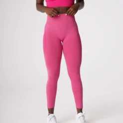 Fuchsia Contour Seamless Leggings -NVGTN Store DSC08001