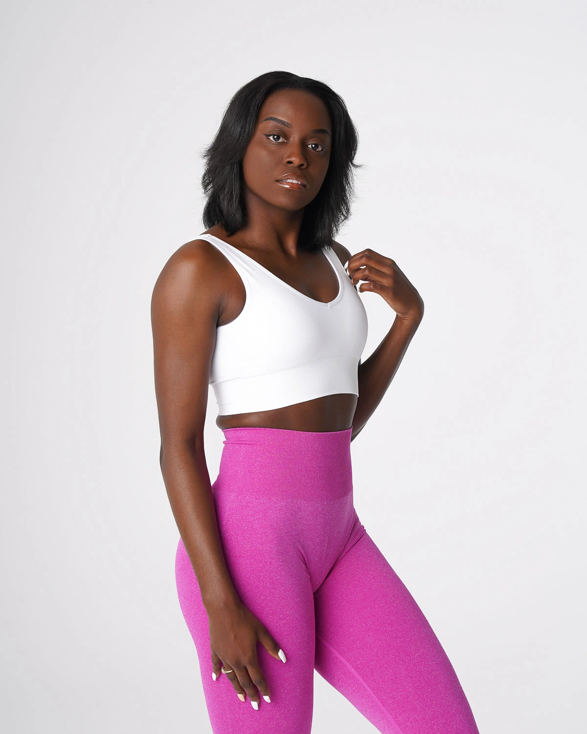 White Elevate Seamless Bra 6 White Elevate Seamless Bra - Image 4