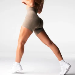 Mocha Lift Seamless Shorts -NVGTN Store DSC08300