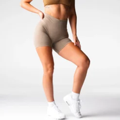 Mocha Lift Seamless Shorts -NVGTN Store DSC08301