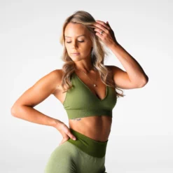 Meadow Glow Up Seamless Bra -NVGTN Store DSC08329