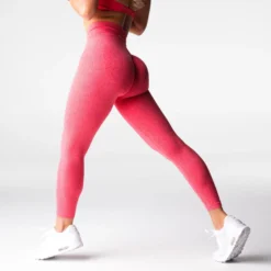 Candy Apple Lift Seamless Leggings -NVGTN Store DSC08751