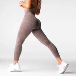 Oak Breakthrough Seamless Leggings -NVGTN Store DSC09050