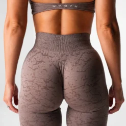 Oak Breakthrough Seamless Leggings -NVGTN Store DSC09051 1