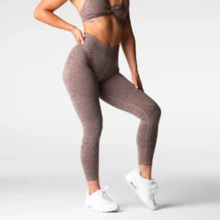 Oak Breakthrough Seamless Leggings -NVGTN Store DSC09052
