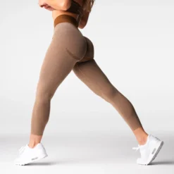 Mocha Knockout Seamless Leggings -NVGTN Store DSC09076