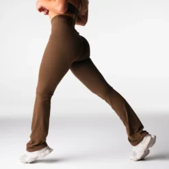 Elm Effortless Flare Leggings -NVGTN Store DSC09434