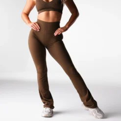 Elm Effortless Flare Leggings -NVGTN Store DSC09435