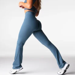 River Effortless Flare Leggings -NVGTN Store DSC09450