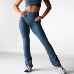 River Effortless Flare Leggings -NVGTN Store DSC09451