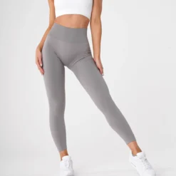 Light Grey Solid Seamless Leggings -NVGTN Store DSC09847