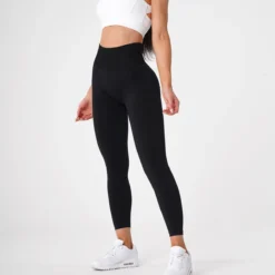 Black Solid Seamless Leggings