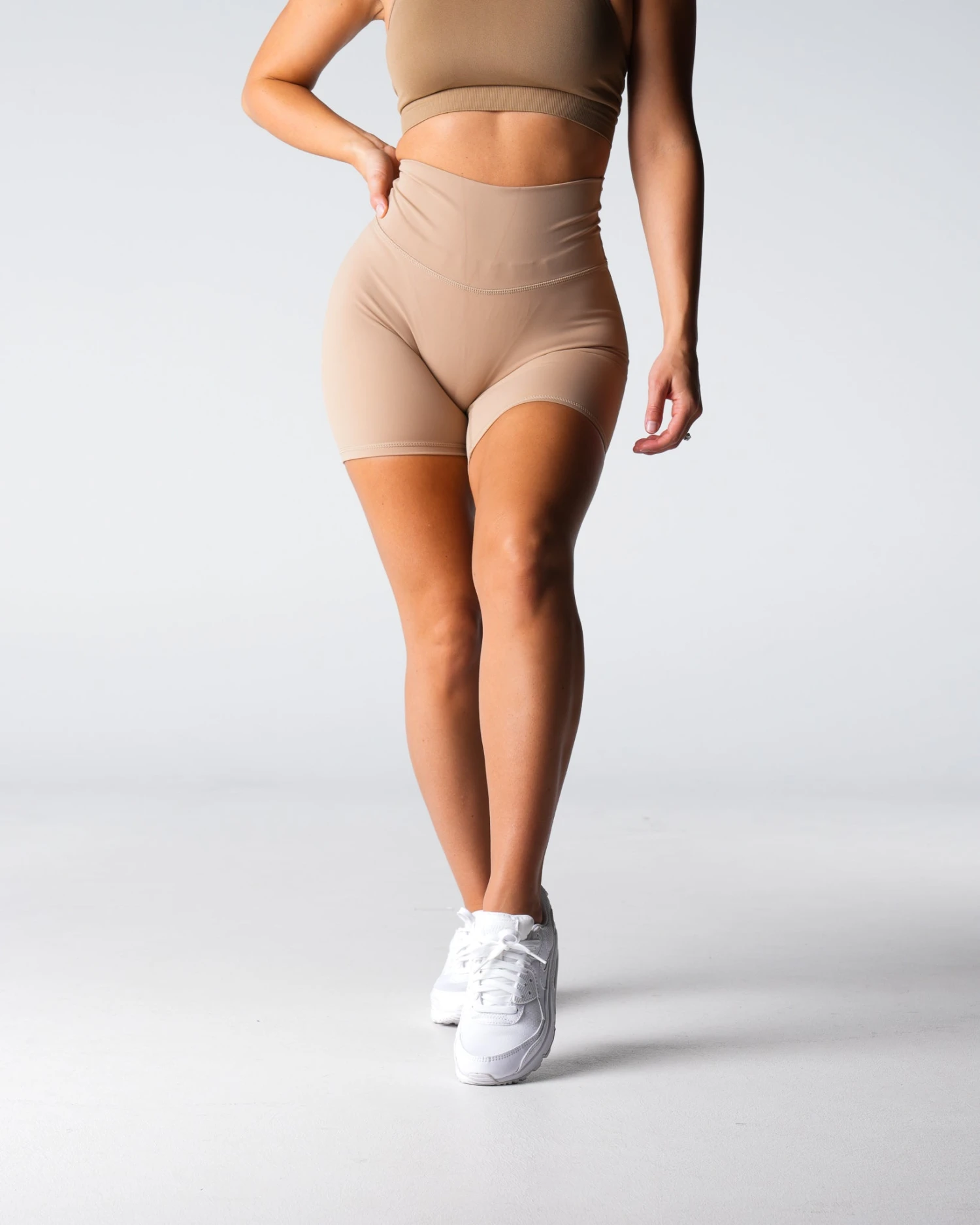 Sportswear Store -NVGTN Store DSC02043